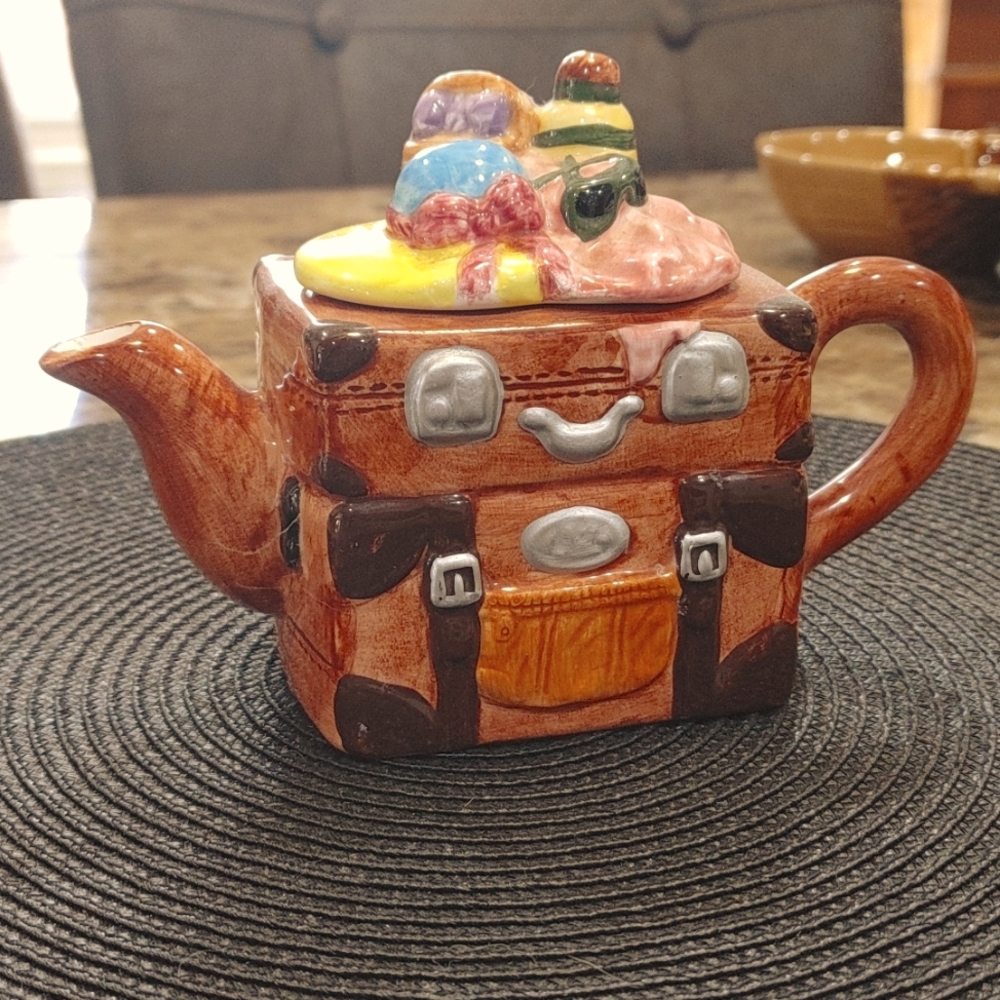 Vintage Young's China 2 PC.suitcase teapot